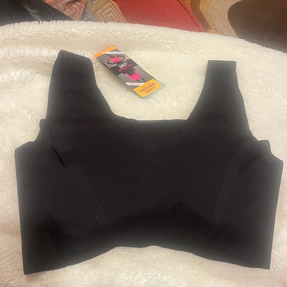 Bali Comfort Revolution Easylite Seamless Wireless Bra. DF3491 Black Size S NWT - Picture 4 of 8
